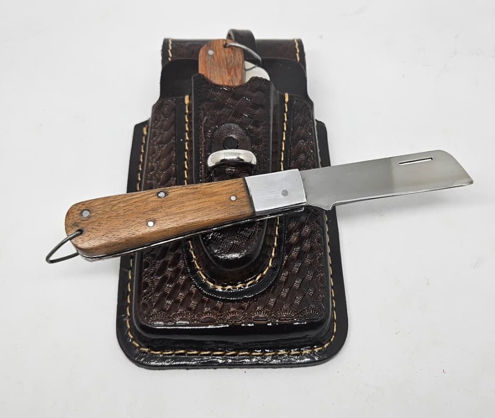 Bainha para celular com canivete Pika-Fumo