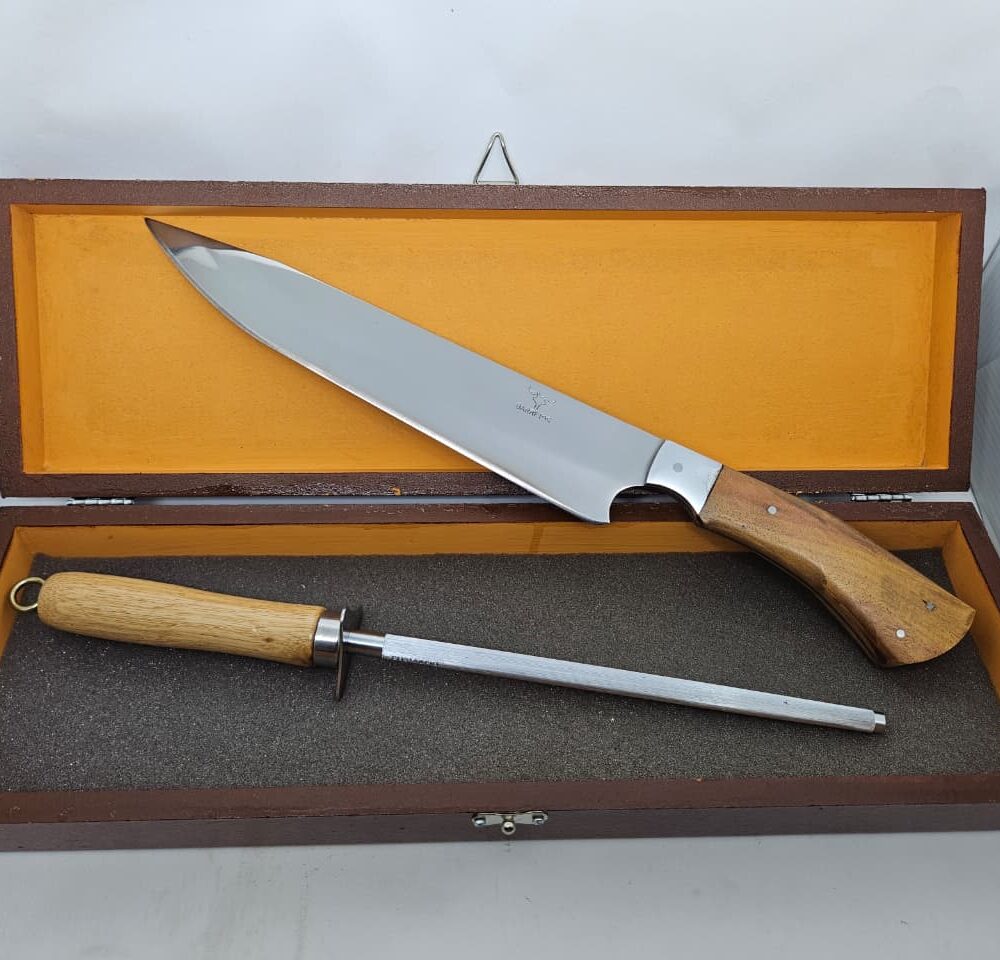 Kit Faca e Chaira no estojo